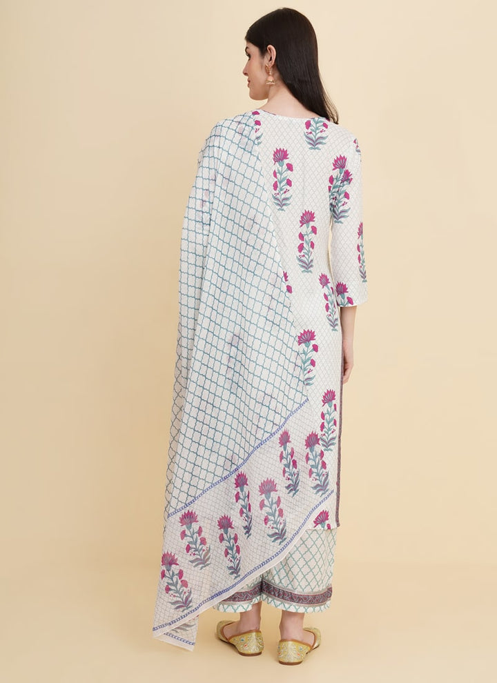 Lassya Fashion White Floral Print Traddition Cotton Salwar Suit Set