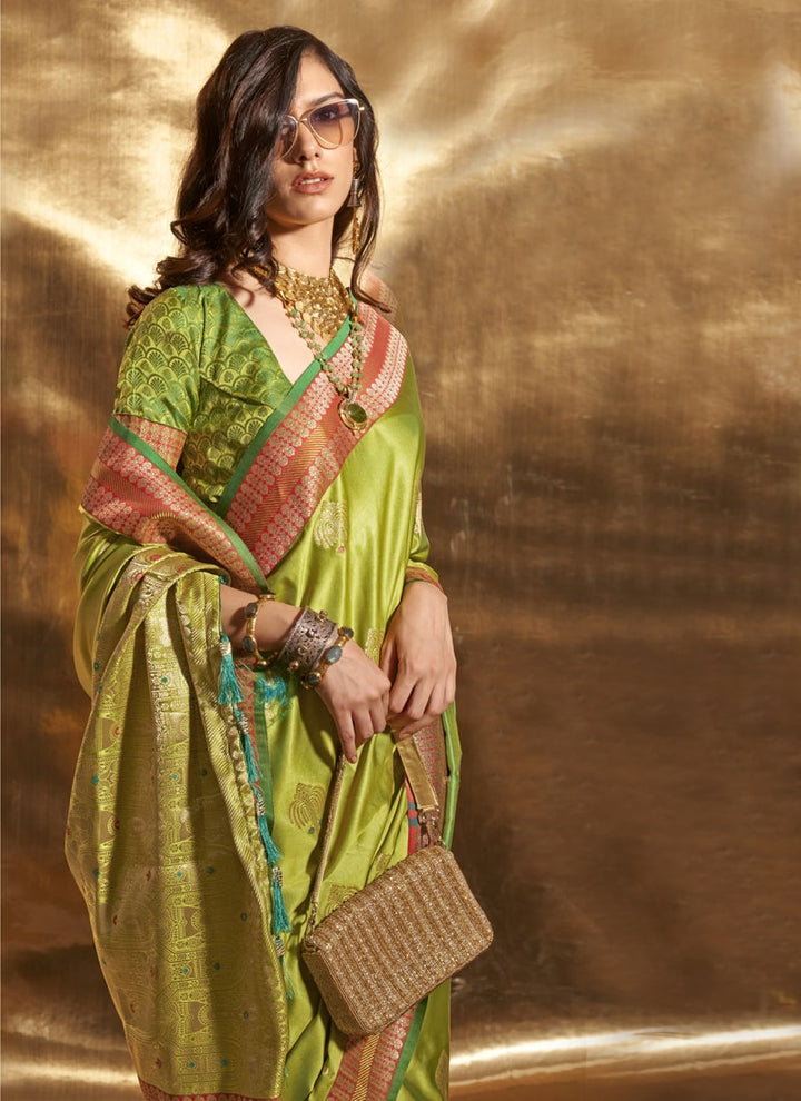 Lassya Fashion Pista Green Exquisite Silk Saree with Chaap Handloom Weaving