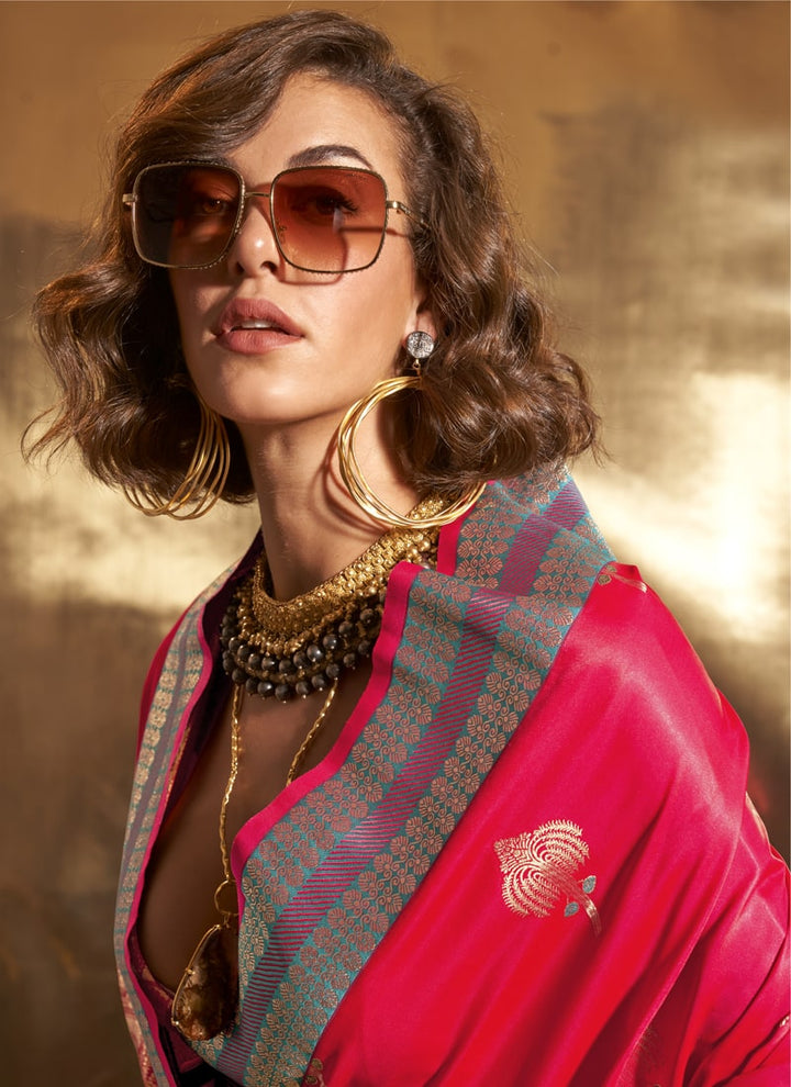 Lassya Fashion Rani Pink Exquisite Silk Saree with Chaap Handloom Weaving