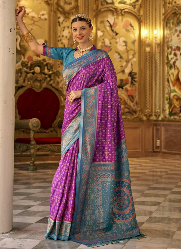 lassya Fashion Blue Berry Banarasi Silk Weaving Saree with Elegant Contrast Borde