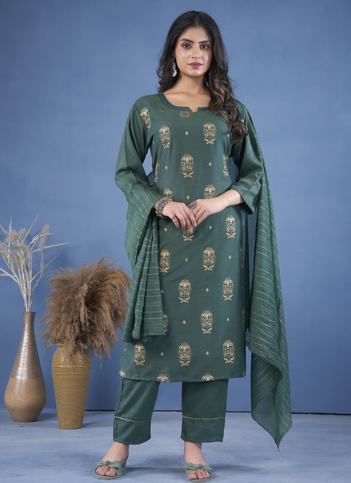 lassya Fashion Green Foil Print Womens Kurta Pant Set with Cotton Dupatta