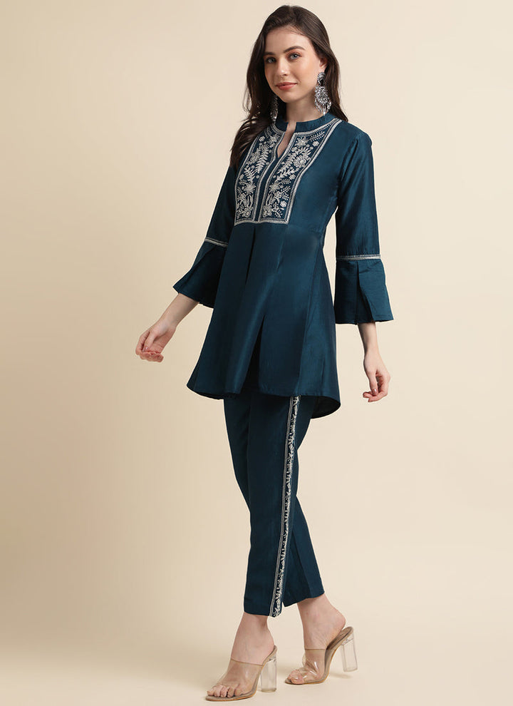 Lassya Fashion Blue Chinon Kurta and Pant Set with Embroidery Work