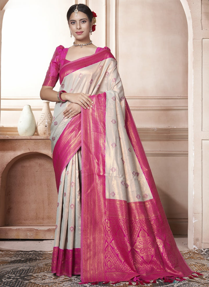 Lassya Fashion bougainvillea Pink Kanjivaram Silk Saree with Silk Blouse