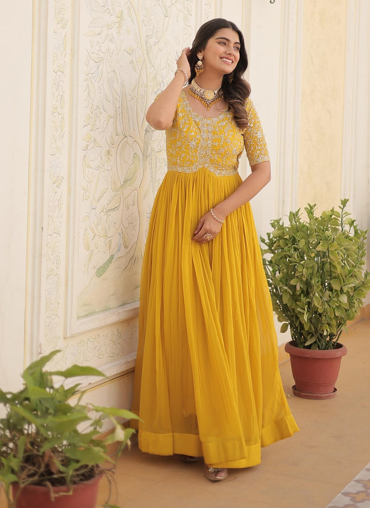 Lassya Fashion Yellow Elegant Faux Georgette Wedding Gown