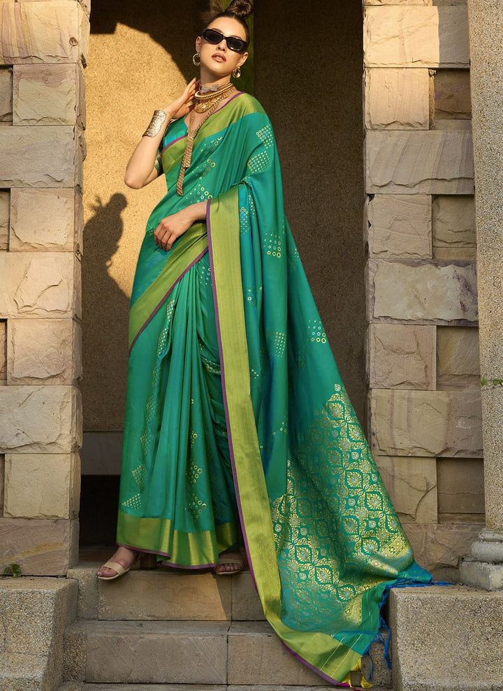 Lassya Fashion Pine Green Handloom Silk Saree with Matching Blouse