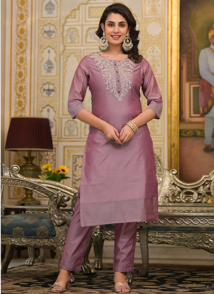 Lassya Fashion Mauve Pink Straight Salwar Suit Collection with Bandhani and Embroidery