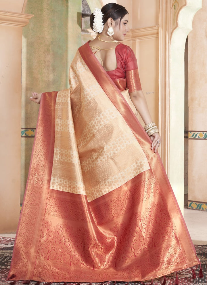 Lassya Fashion Red Classic Kanjivaram Silk Saree