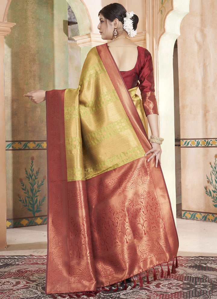 Lassya Fashion Mustard yellow Classic Kanjivaram Silk Saree