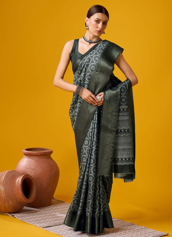 lassya Fashion Black Festive Wear Cotton Digital Saree