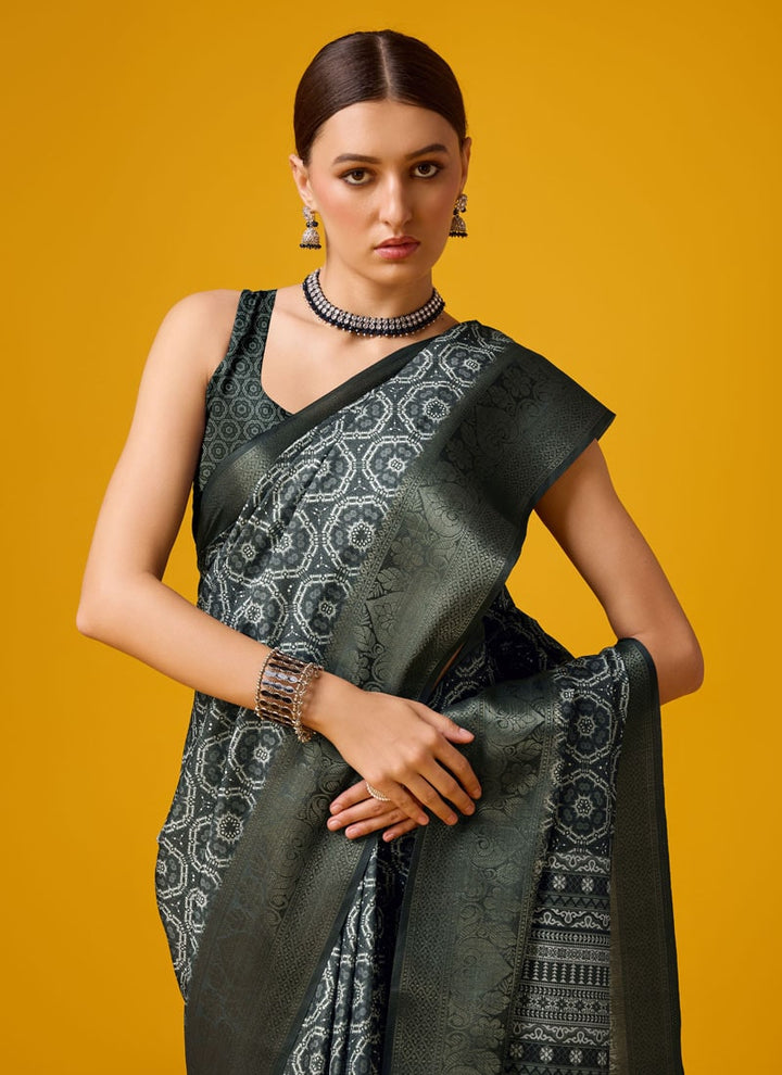 lassya Fashion Black Festive Wear Cotton Digital Saree