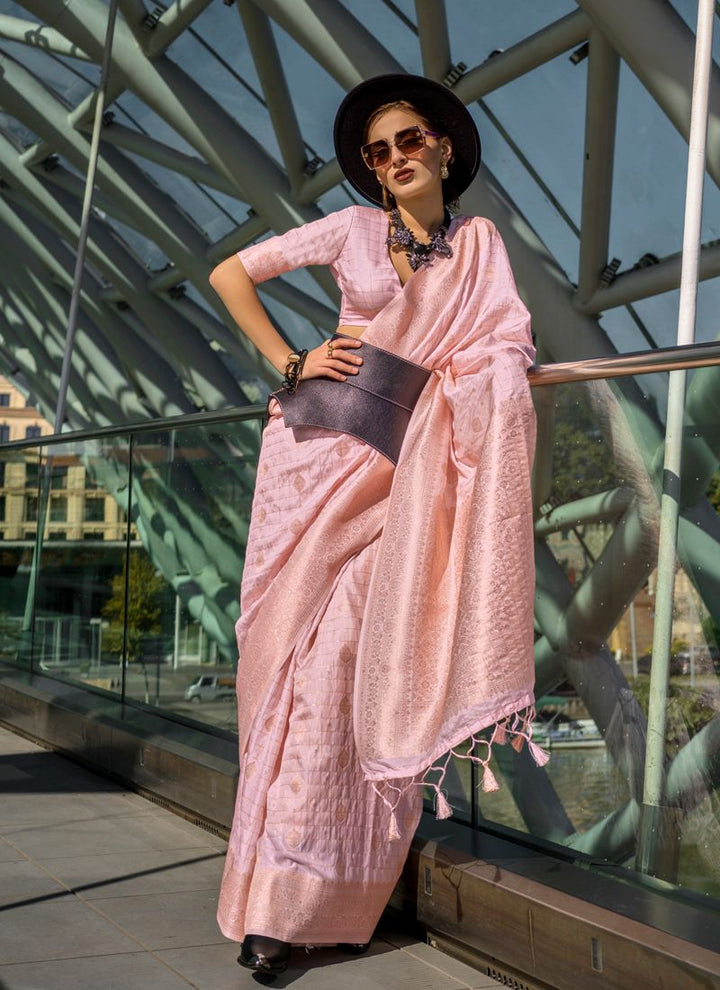 Lassya Fashion Lavender-Pink Silk Saree with Handloom Check Weaving