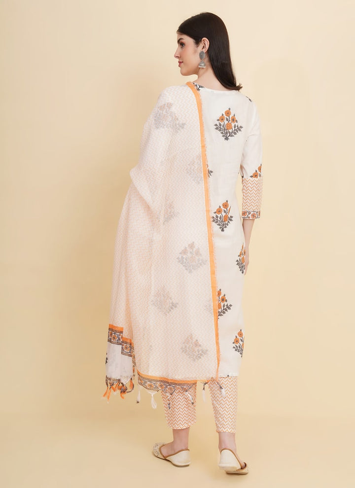 Lassya Fashion Cream Block Print Traddition Cotton Salwar Suit Set