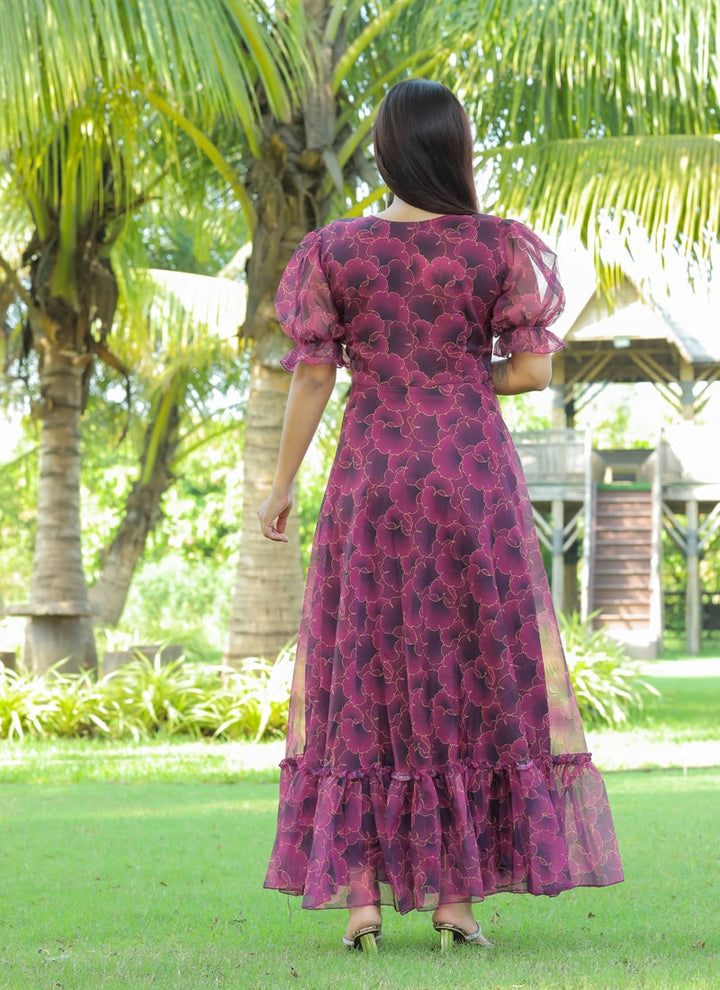 Lassya Fashion Mauve Elegant Georgette Maxi Dress with Ruffle Flair