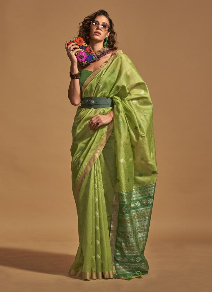 Lassya Fashion Pista Green Elegant Handloom Silk Saree and Blouse Set