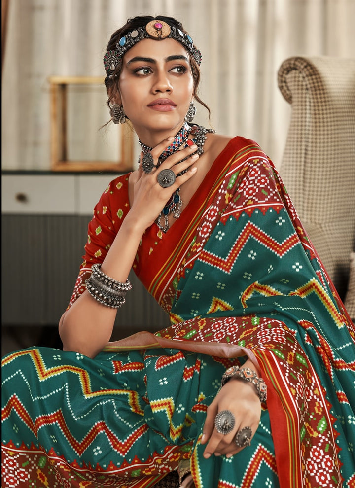 lassya Fashion Red and Green Exquisite Pure Tusser Patola Saree with Patola Print