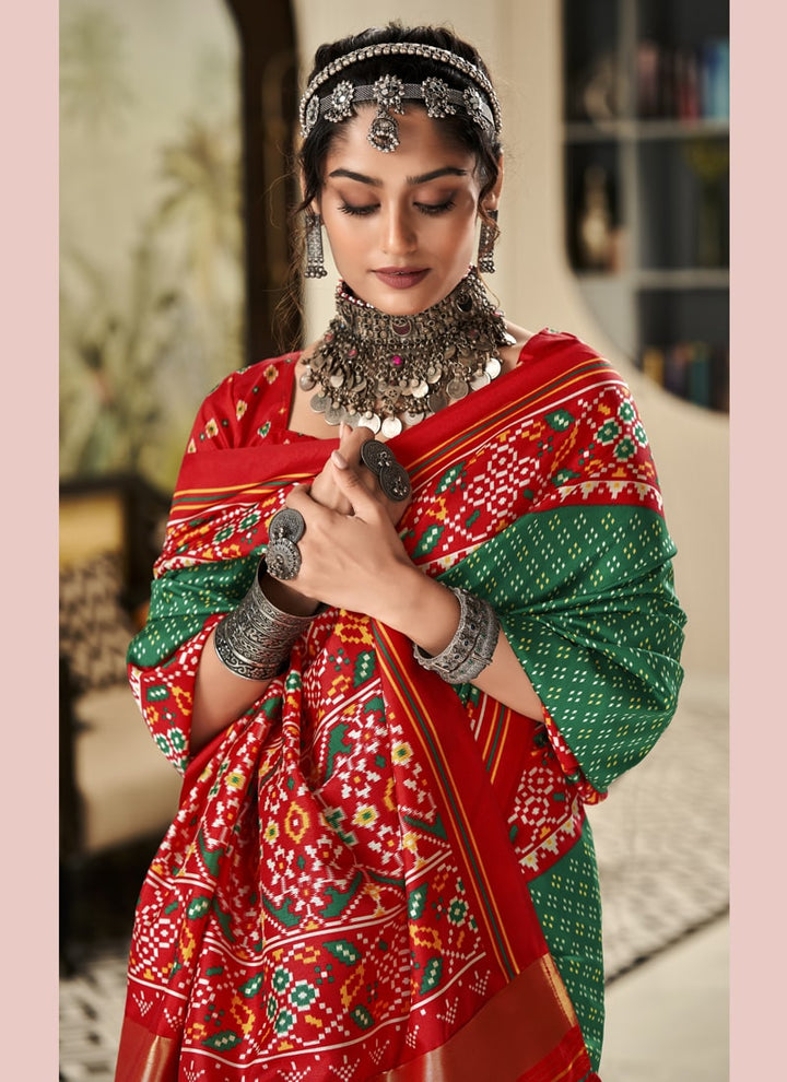 lassya Fashion Red and Dark Green Exquisite Pure Tusser Patola Saree with Patola Print