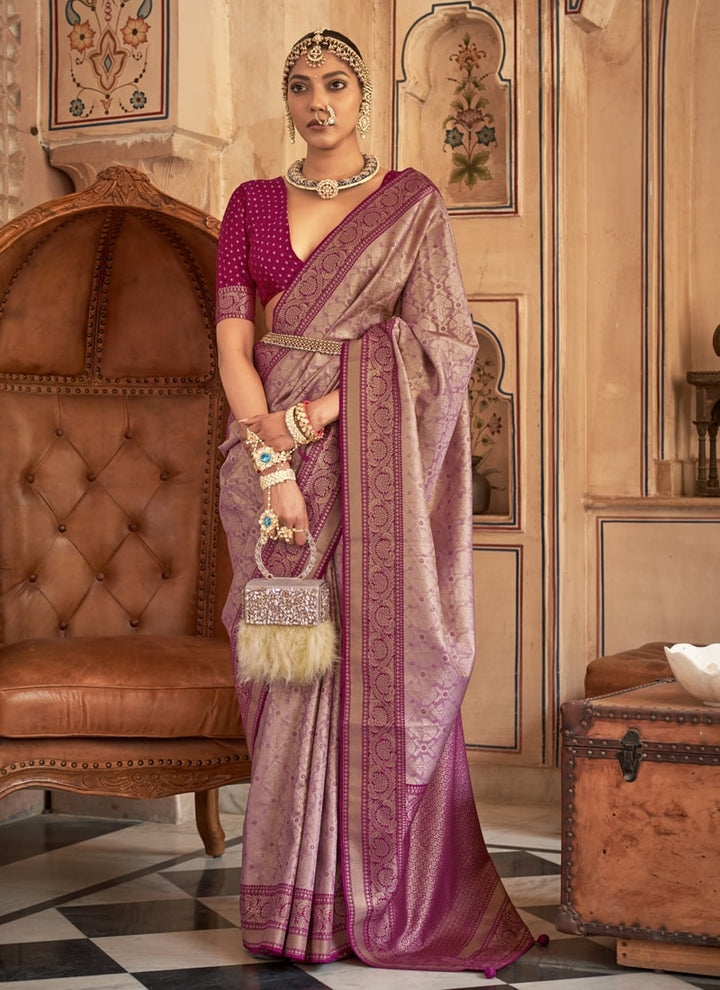 Mauve and Magenta Pink Exquisite Handloom Patola Silk Saree with Matching Blouse