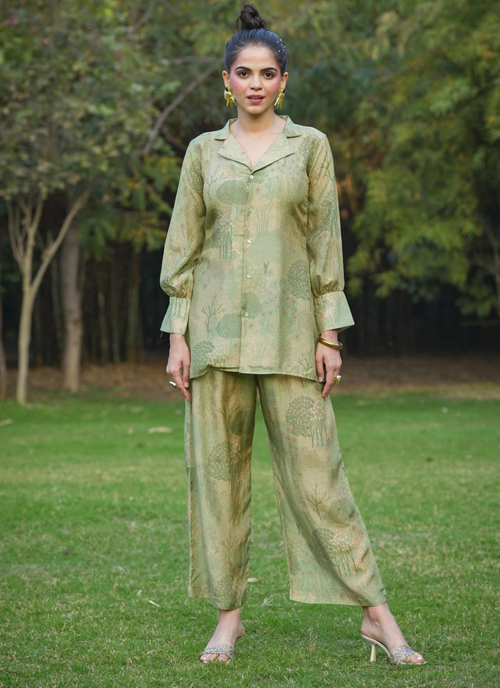 Pista Green Designer Co-ord Set with Digital Print in Mull Cotton Fabric