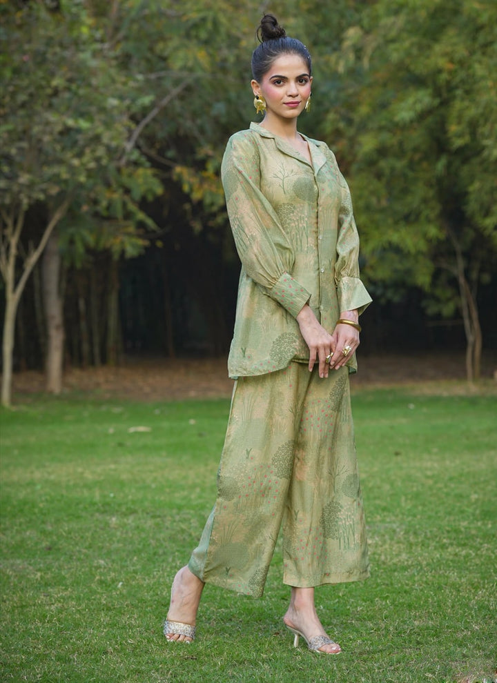 Pista Green Designer Co-ord Set with Digital Print in Mull Cotton Fabric