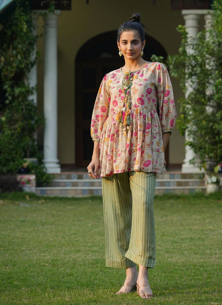 Cream Designer Co-ord Set with Digital Print in Mull Cotton Fabric