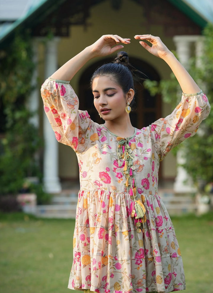 Cream Designer Co-ord Set with Digital Print in Mull Cotton Fabric