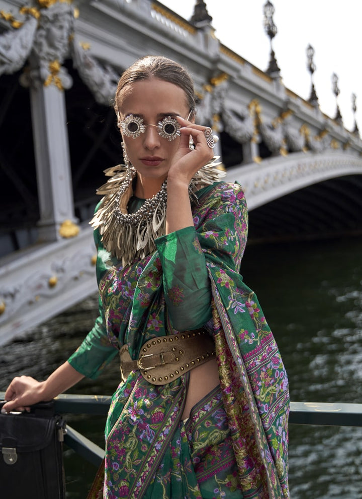 Lassya Fashion Green Timeless Elegance in Handloom Organza Saree