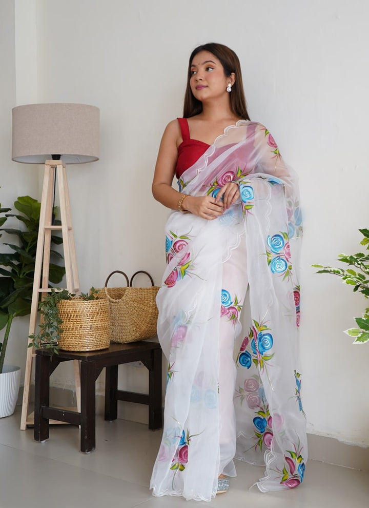 Lassya Fashion White Elegant Floral Printed Organza Saree with Satin Banglori Blouse