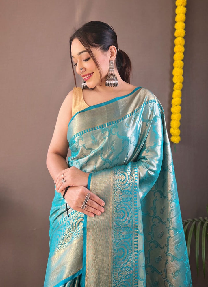 Lassya Fashion JellyBean Blue Exquisite Kanchipuram Silk Saree with Intricate Zari Weaving